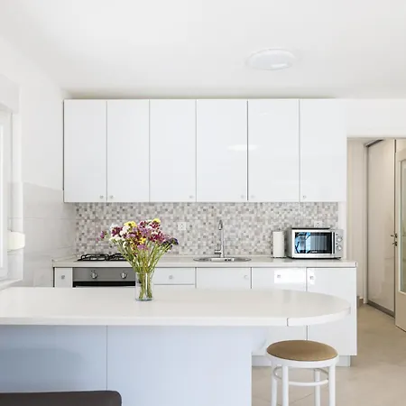 Mir Punta Radman * Petrčane